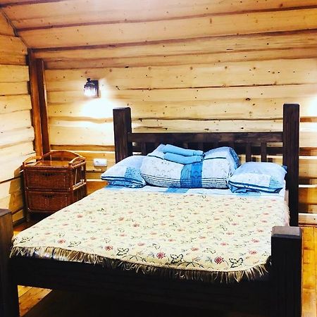 У Віти Номер3 Apartment ซีเนเวียสกา โปลีอานา ภายนอก รูปภาพ
