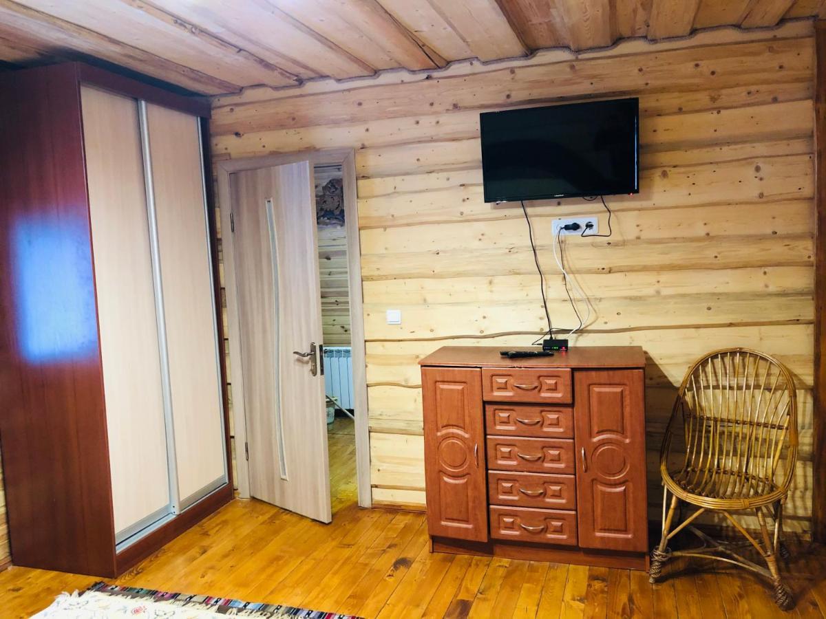 У Віти Номер3 Apartment ซีเนเวียสกา โปลีอานา ภายนอก รูปภาพ